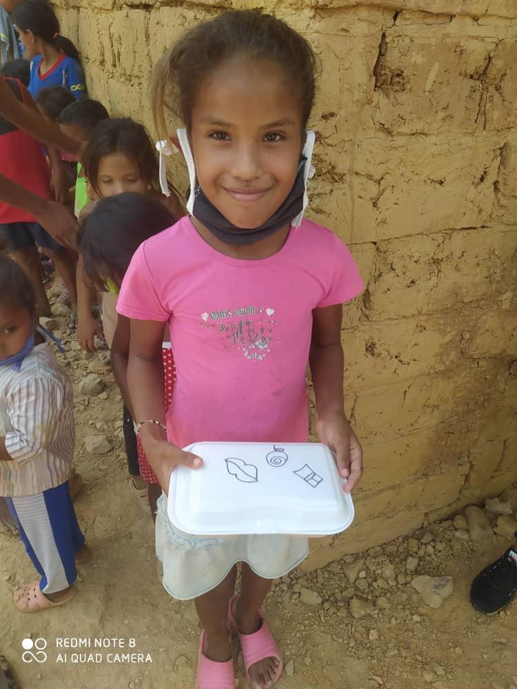In Venezuela’s Cojedes state, children receive meals paid for by Churches of Christ.