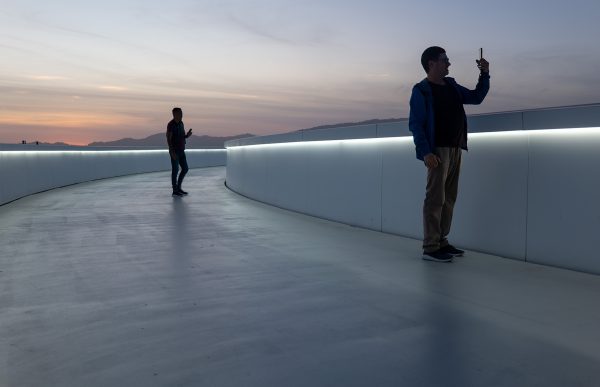 Dusk falls on a circular walkway near Vigo's bus and train stations.