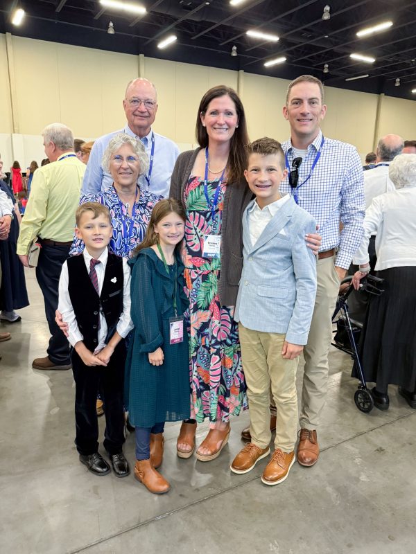 Ellis Thorne attends Sunday morning worship at PTP with his wife, Kirsten; children, Eli, Juliet and Ezra; and parents, Burrell and Debbye.